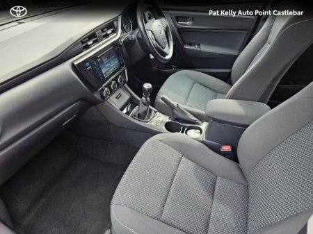 2018 Toyota Corolla - thumbnail 6