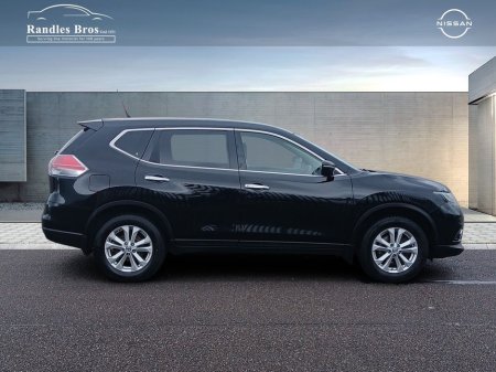 2016 Nissan X-Trail - thumbnail 5