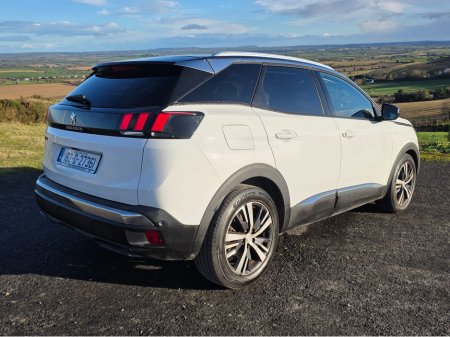 2018 Peugeot 3008 1.5 BHDI ALLURE 130BHP 5DR €18,950 thumbnail