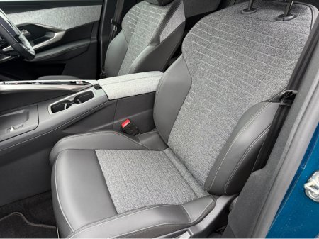 2025 Peugeot 3008 1.2 ALLURE AUTO €36,450 thumbnail