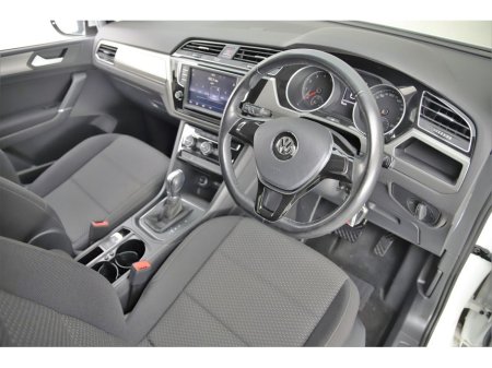 2017 Volkswagen Touran 1.4 TSI DSG TRENDLINE *CARPLAY*ANDROID*REVERSE CAM* €18,480 thumbnail