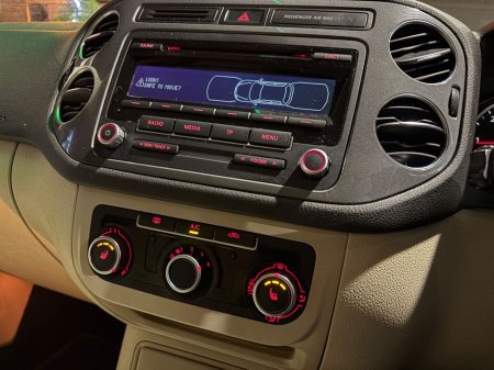 2014 Volkswagen Tiguan - thumbnail 5