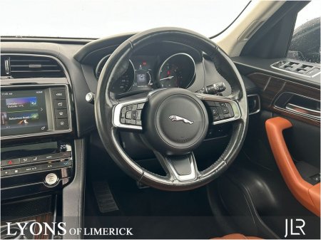 2017 Jaguar F-Pace - thumbnail 12