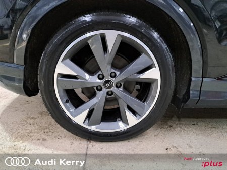 2021 Audi Q4 e-tron 40 E-tron 40 S Line thumbnail