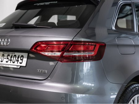 2018 Audi A3 - thumbnail 9