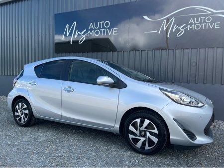 2020 Toyota Aqua - thumbnail 1