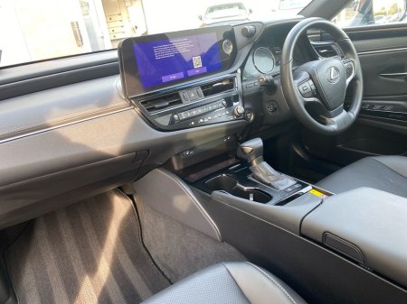 2024 Lexus ES 300 H - thumbnail 12