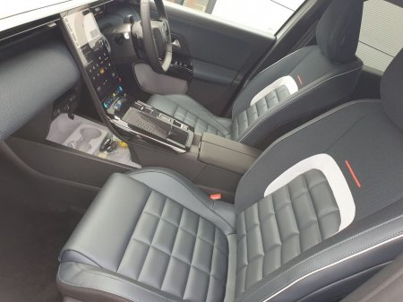 2026 Citroen C5 Aircross New e-C5 Aircross "Max" 520Km range €49,440 thumbnail