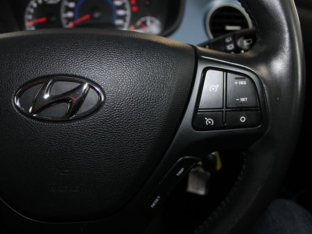 2015 Hyundai i10 - thumbnail 21