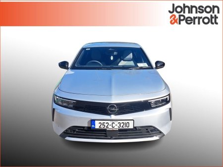 2025 Opel Astra Elegance 1.2 130hp 6-speed manual MY25 €33,900 thumbnail