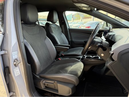 2022 Volkswagen ID.4 - thumbnail 13