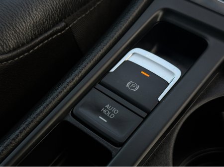 2014 Volkswagen Golf - thumbnail 17