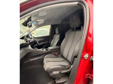 2022 Peugeot 3008 - thumbnail 12