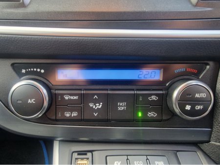 2014 Toyota Auris - thumbnail 22