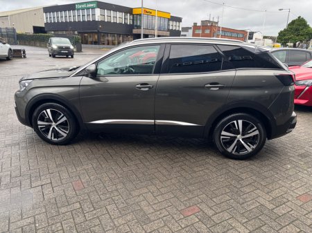 2019 Peugeot 3008 1.5 BlueHDi 130bhp Allure Auto €18,950 thumbnail