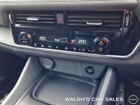 2025 Nissan Qashqai E-power SV MY24 04DR A €39,950 thumbnail