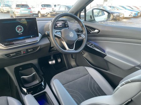 2025 Volkswagen ID.4 ID.4 PRO PLUS 77KWH 286HP €41,975 thumbnail