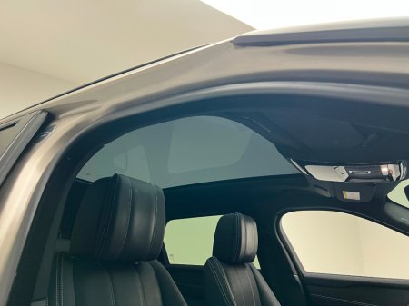 2022 Land Rover Range Rover Velar R-DYNAMIC HSE P400E *PAN ROOF* €52,990 thumbnail