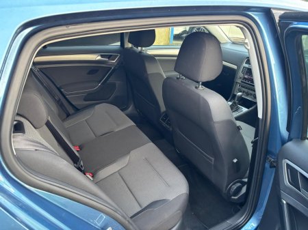 2014 Volkswagen Golf - thumbnail 5