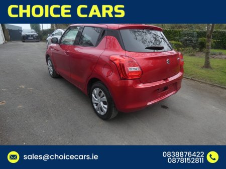 2018 Suzuki Swift - thumbnail 4