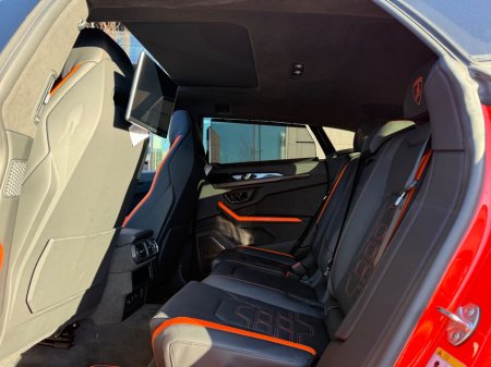 2025 Lamborghini Urus - thumbnail 5
