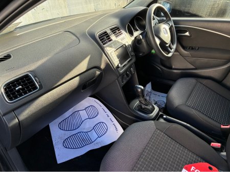 2016 Volkswagen Polo 1.2i TSI Petrol Automatic Comfortline €13,500 thumbnail
