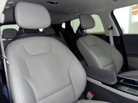 2025 Kia EV6 - thumbnail 7