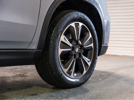 2024 Suzuki Vitara 1.5 S1-HEV SZ5 ALLGRIP €28,950 thumbnail