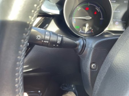 2022 Toyota C-HR - thumbnail 14