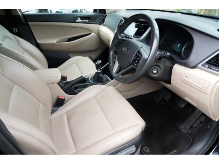 2018 Hyundai Tucson - thumbnail 2