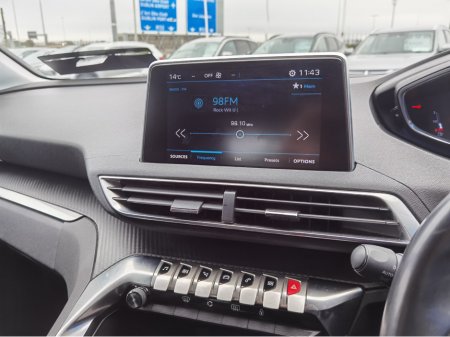 2017 Peugeot 3008 - thumbnail 15