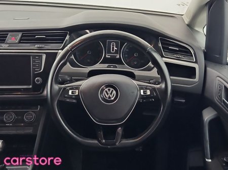 2016 Volkswagen Touran 1.4 TSI Auto €16,880 thumbnail
