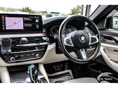 2021 BMW 5 Series - thumbnail 27
