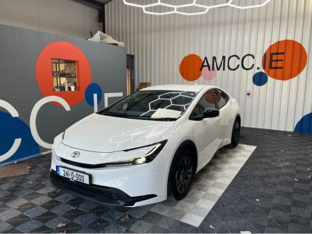 2024 Toyota Prius - thumbnail 5