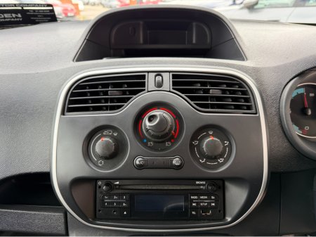 2020 Renault Kangoo - thumbnail 16