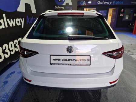 2017 Skoda Superb EXECUTIVE 2.0 TDI DSG-LOW MILEAGE €18,350 thumbnail