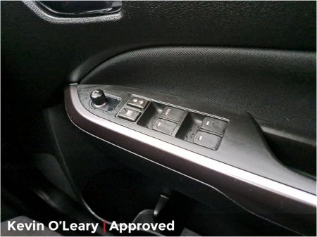 2024 Suzuki Vitara 1.5 HEV SZ-T €28,900 thumbnail