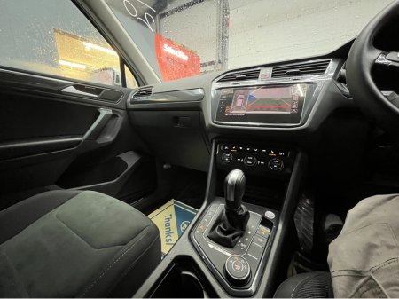 2020 Volkswagen Tiguan - thumbnail 20