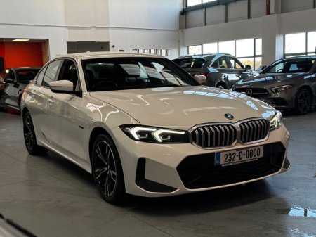 2023 BMW 3 Series - thumbnail 21