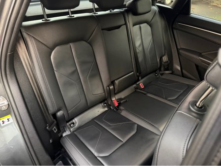 2024 Audi Q3 GREAT SPEC//S LINE 45 TFSI E//LOW MILEAGE//FULL LEATHER//REVERSE CAMERA//FINANCE PACKAGES €44,900 thumbnail