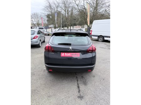 2017 Peugeot 2008 - thumbnail 11