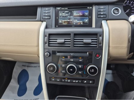 2015 Land Rover Discovery SPORT 2.2 TD4 HSE AUTO LOW KMS €15,999 thumbnail