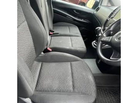 2021 Mercedes-Benz Vito - thumbnail 5
