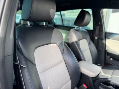 2021 Kia Sportage - thumbnail 20