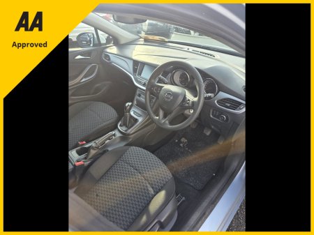 2017 Peugeot 2008 - thumbnail 15