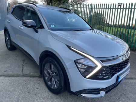 2025 Kia Sportage 251 K3 HEV HYBRID LOW KMS AS NEW EXAMPLE....JUNEW !! €41,995