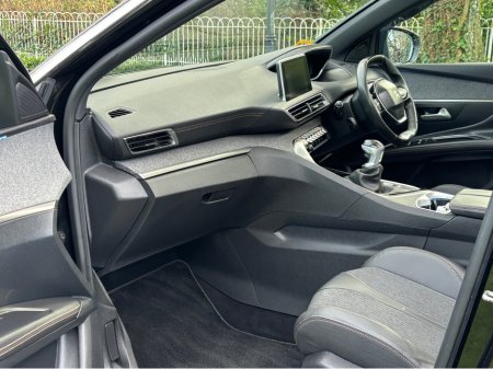 2017 Peugeot 3008 GT-LINE 1.6 BLUE HDI 120 4DR €14,999 thumbnail