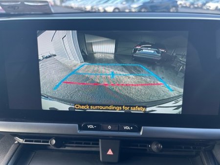 2024 Toyota C-HR - thumbnail 14