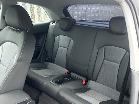 2011 Audi A1 - thumbnail 11