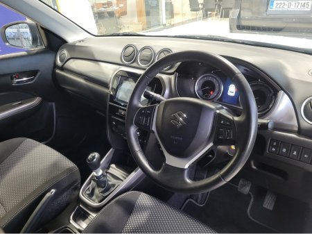 2021 Suzuki Vitara 1.4 BOOSTERJET HYBRID S SZ-T 5DR €19,950 thumbnail